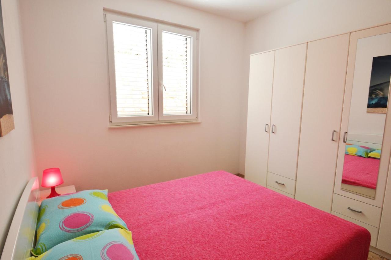 Apartments Barbati Kustići Εξωτερικό φωτογραφία