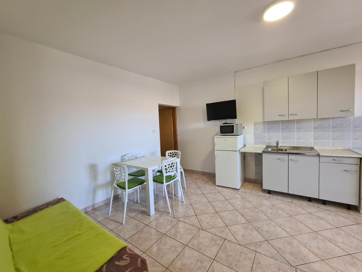 Apartments Barbati Kustići Εξωτερικό φωτογραφία