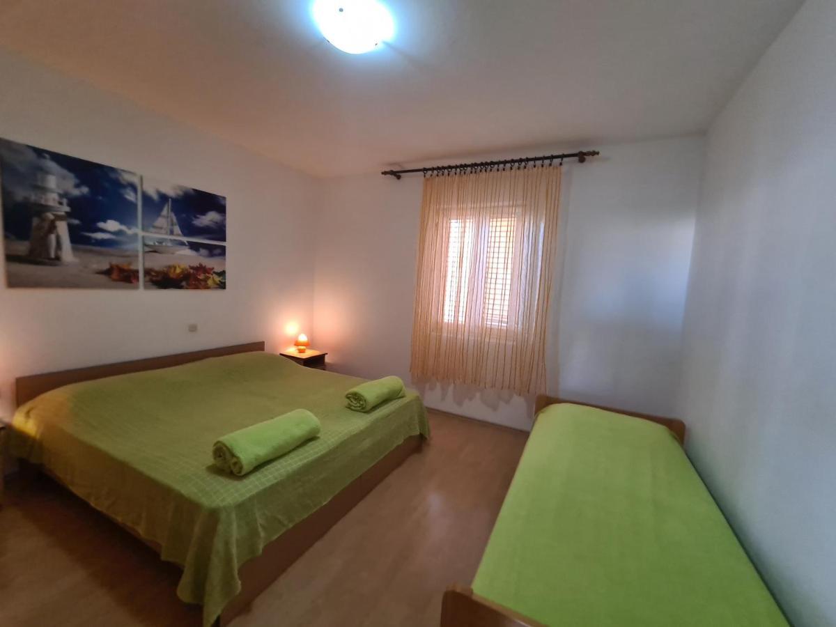 Apartments Barbati Kustići Εξωτερικό φωτογραφία