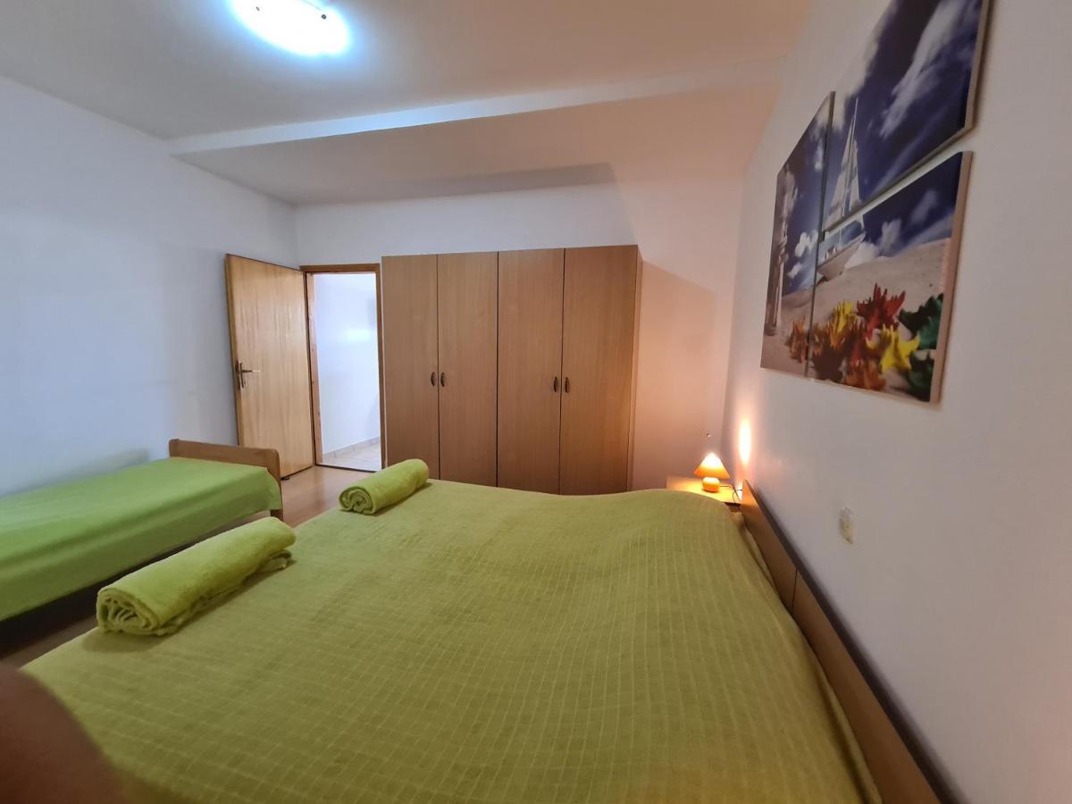Apartments Barbati Kustići Εξωτερικό φωτογραφία