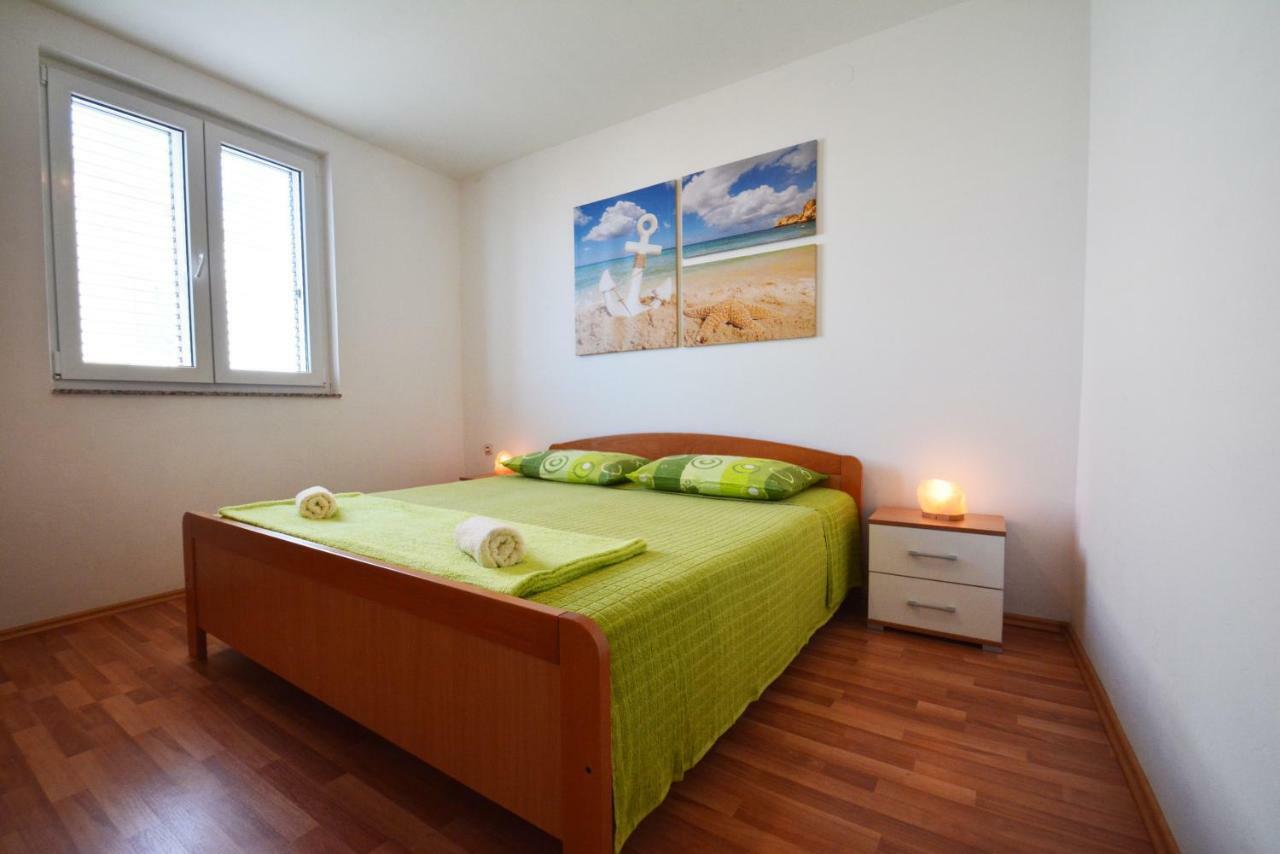 Apartments Barbati Kustići Εξωτερικό φωτογραφία