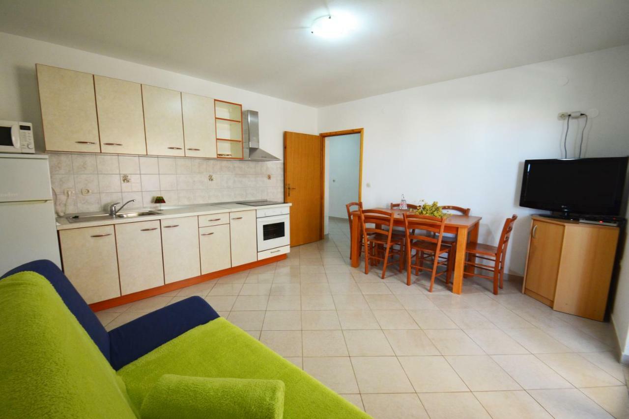 Apartments Barbati Kustići Εξωτερικό φωτογραφία
